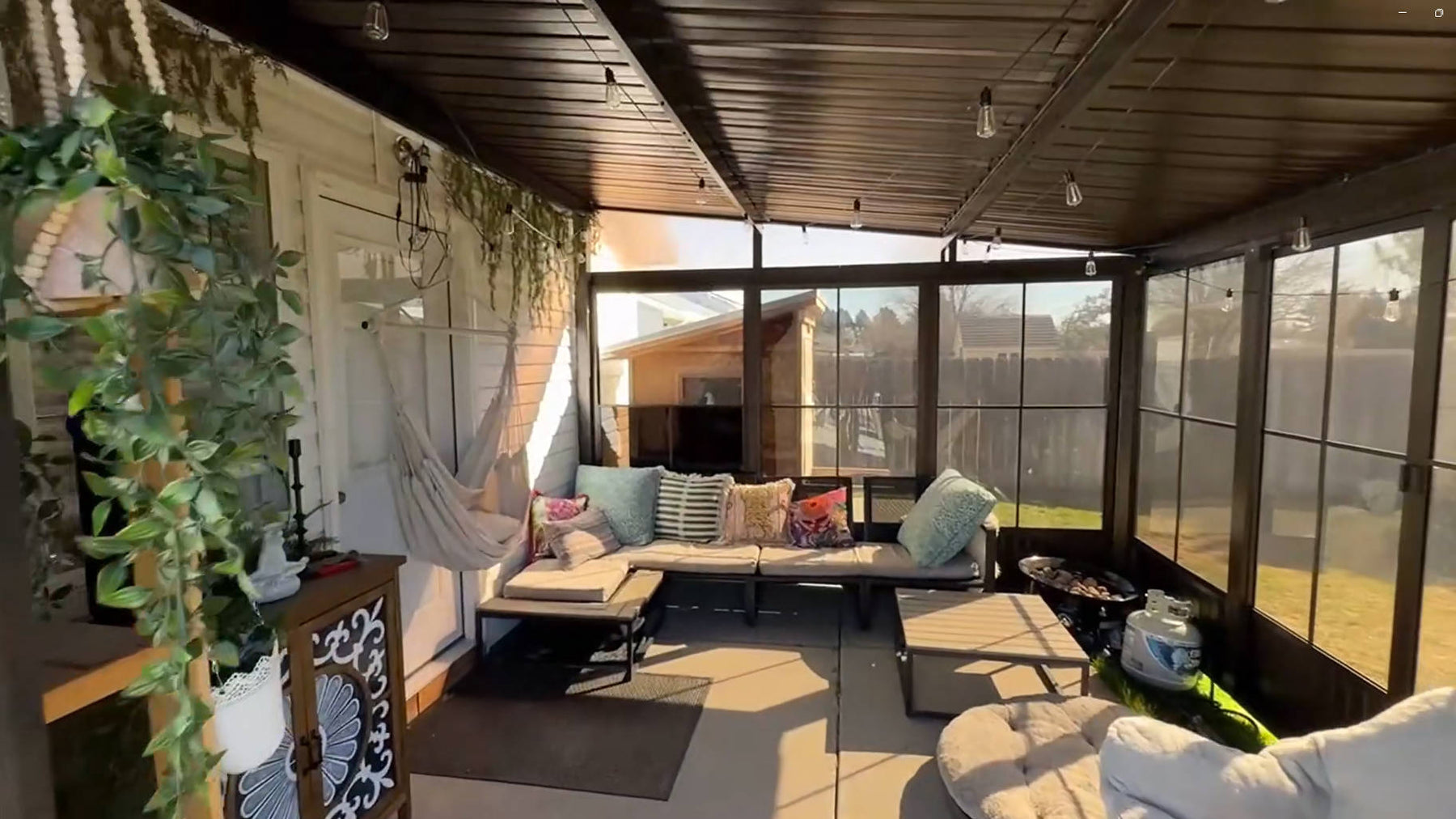 Domi Wall Mounted Sunroom Lean-to Gazebo Sun Room for Patio Deck