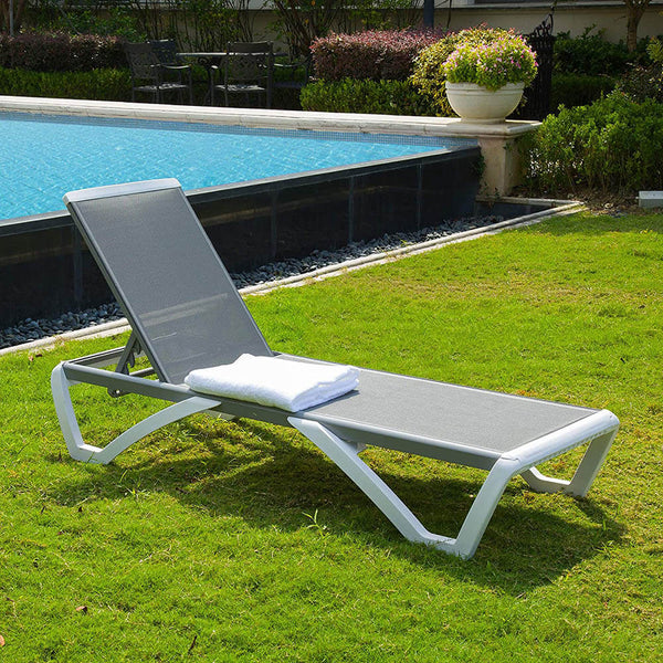 Domi_Outdoor_Chaise_Lounge_gre